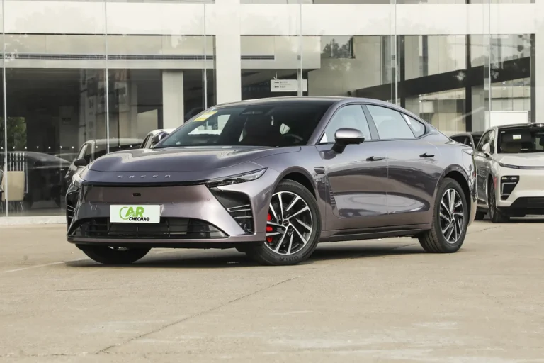 new-car-2025-exeed-sterra-es-erev-255km-rwd-plus-comfort-intelligent-enjoy-purple-exterior-front-left-angle