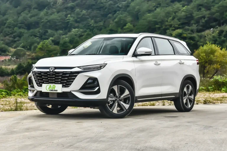 new-car-2026-changan-cs75-pro-1.5t-dct-relax-5-seater-White-exterior- front-left-angle
