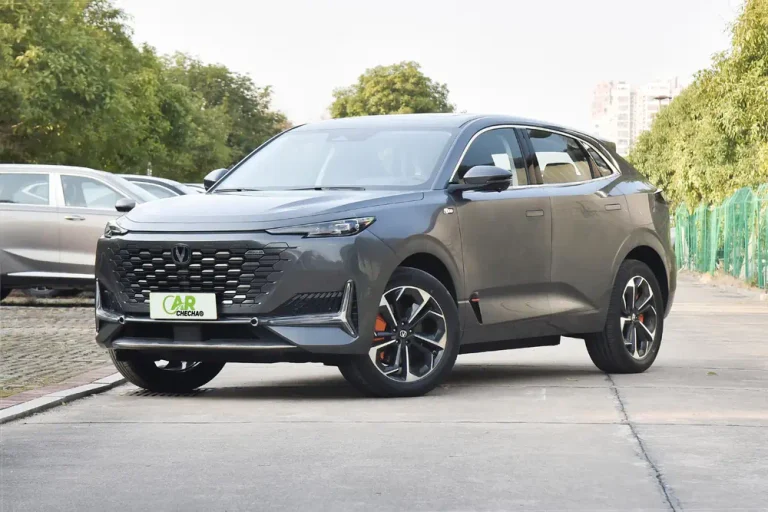 new-car-2024-Changan-UNI-K-iDD-PHEV-1.5T-135km-Intelligent-Fun-Grey-Exterior- front-left-angle