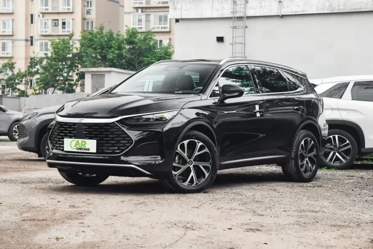 new-car-2025-BYD-Tang-DM-i-Smart-Drive-1.5T-175km-Premium-Black-Exterior- front-left-angle