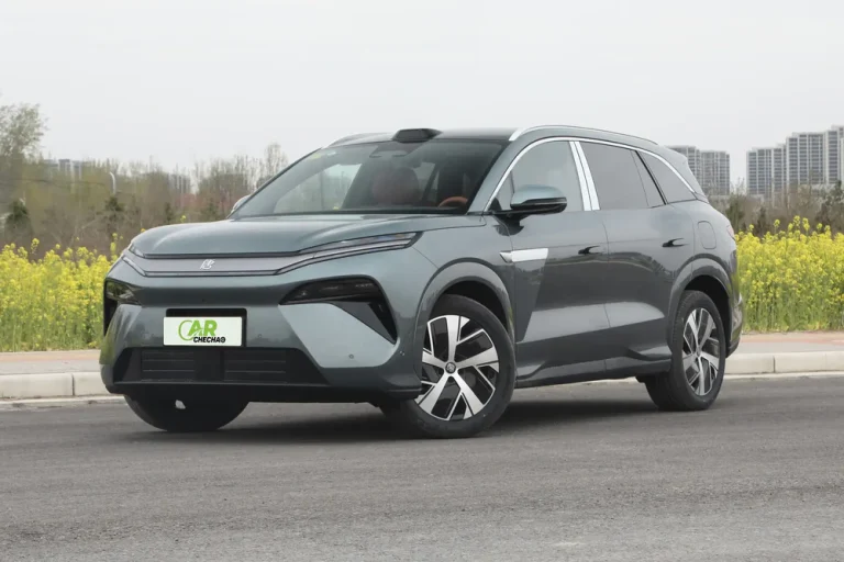 new-car-2025-BYD-Tang-L-DM-i-1.5T-215km-FWD-LiDAR-Flagship-Teal-Exterior- front-left-angle