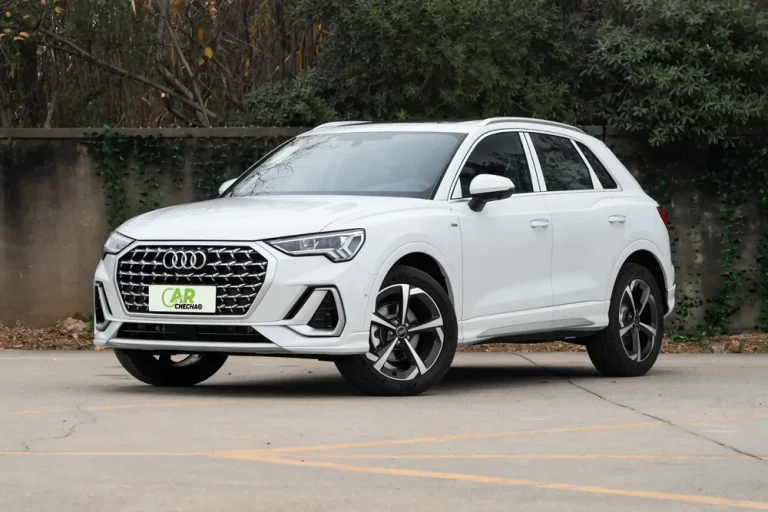 new-car-2026-Audi-Q3-quattro-45th-Anniversary-Collector's-Edition-35TFSI-Advanced-Dynamic-White-Exterior-front-left-angle